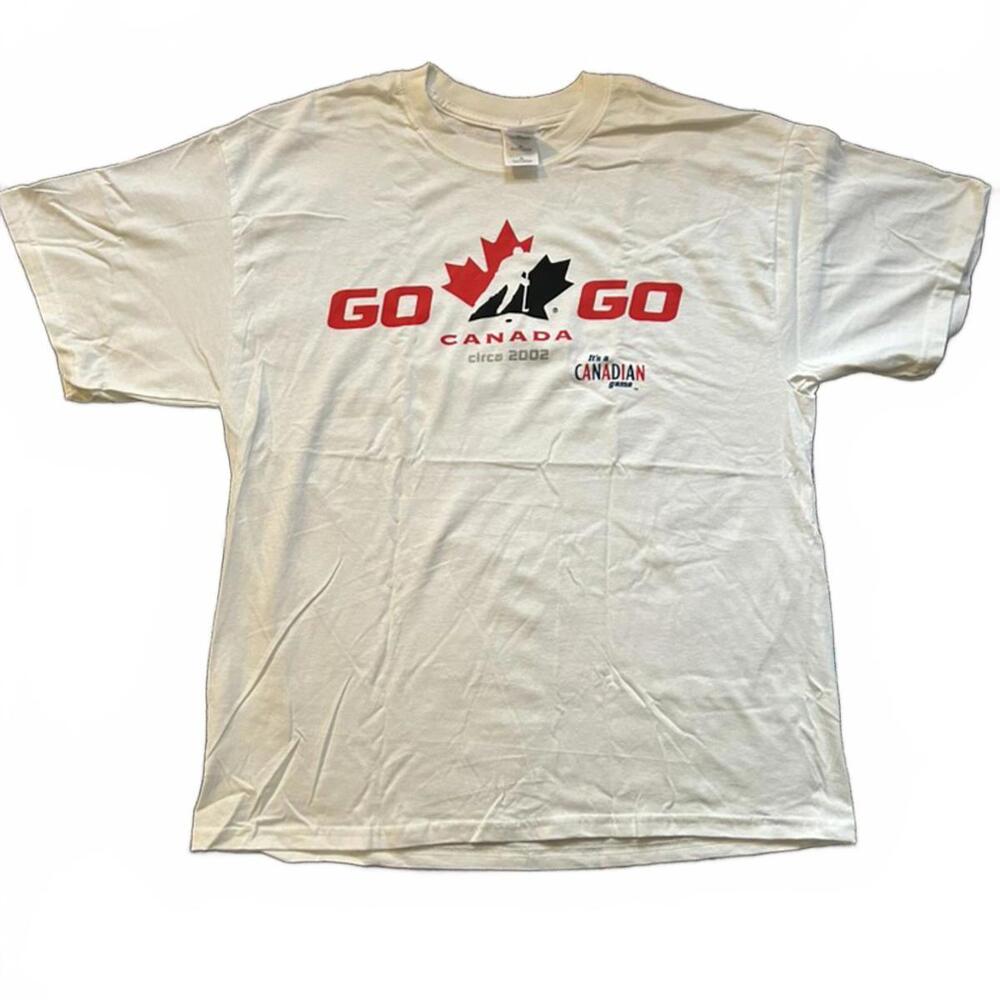 Vintage 2002 “Go Canada Go” Molson Canadian Hockey T-Shirt